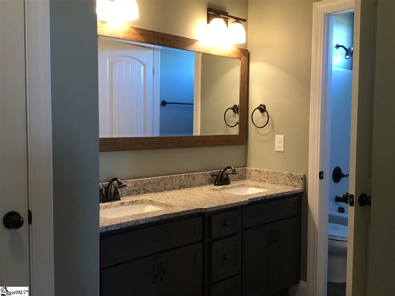 2254 Holly Springs Road Inman, SC 29349 - Photo 8 of 35