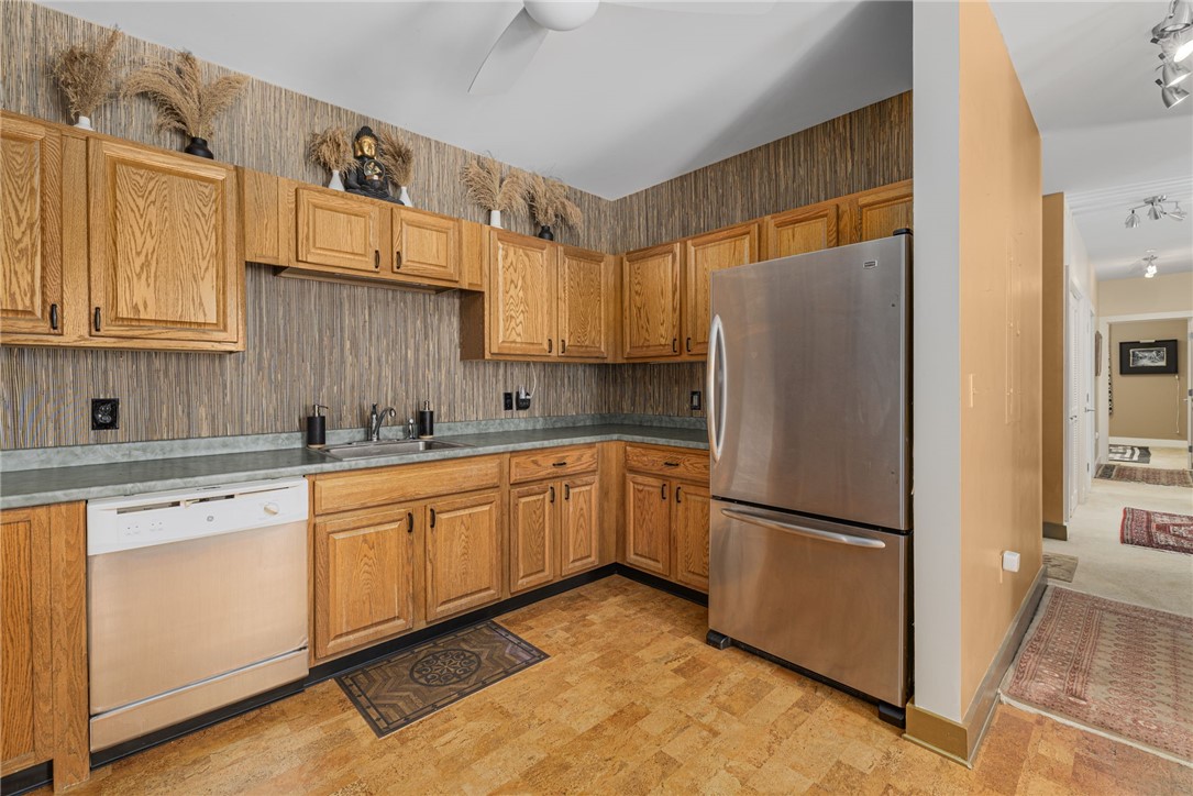 39 Webster Street, Unit 101 Pawtucket, RI 02860 - Photo 9 of 25 Gallery Image 9