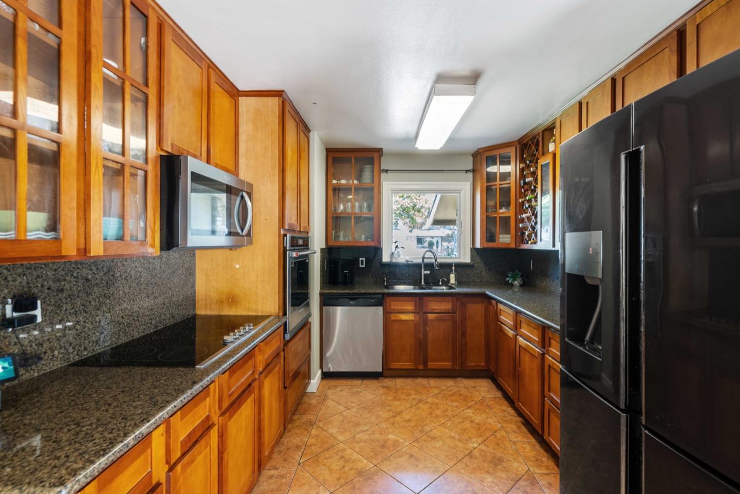 788 South Wolfe Road Sunnyvale, CA 94086 - Photo 9 of 33 Gallery Image 9