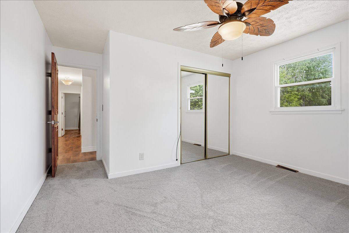 514 Fletcher Street Roanoke, IL 61561 - Photo 17 of 40