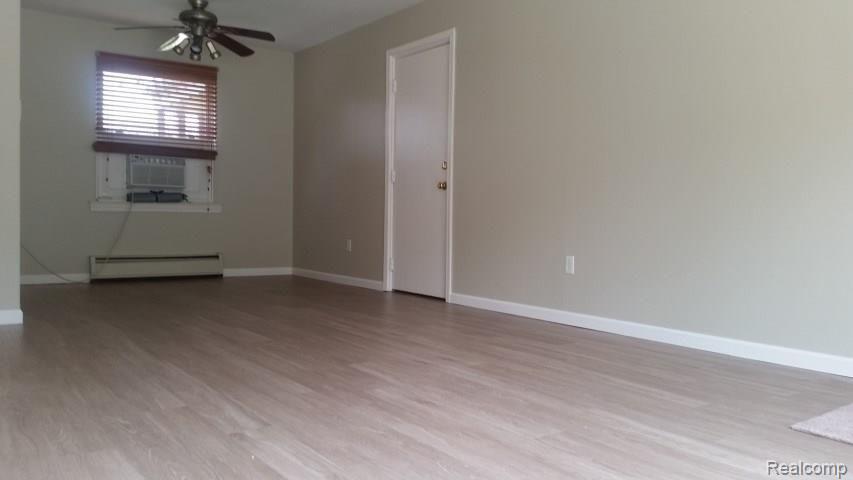 2932 West Thirteen Mile Road, Unit 14 Royal Oak, MI 48073 - Photo 4 of 21