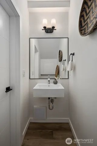 $589,950 | 548 South Cloverdale Street, Unit A, Seattle, WA 98108