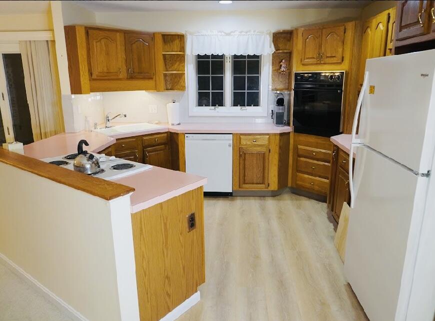 110 Pool Kitchen