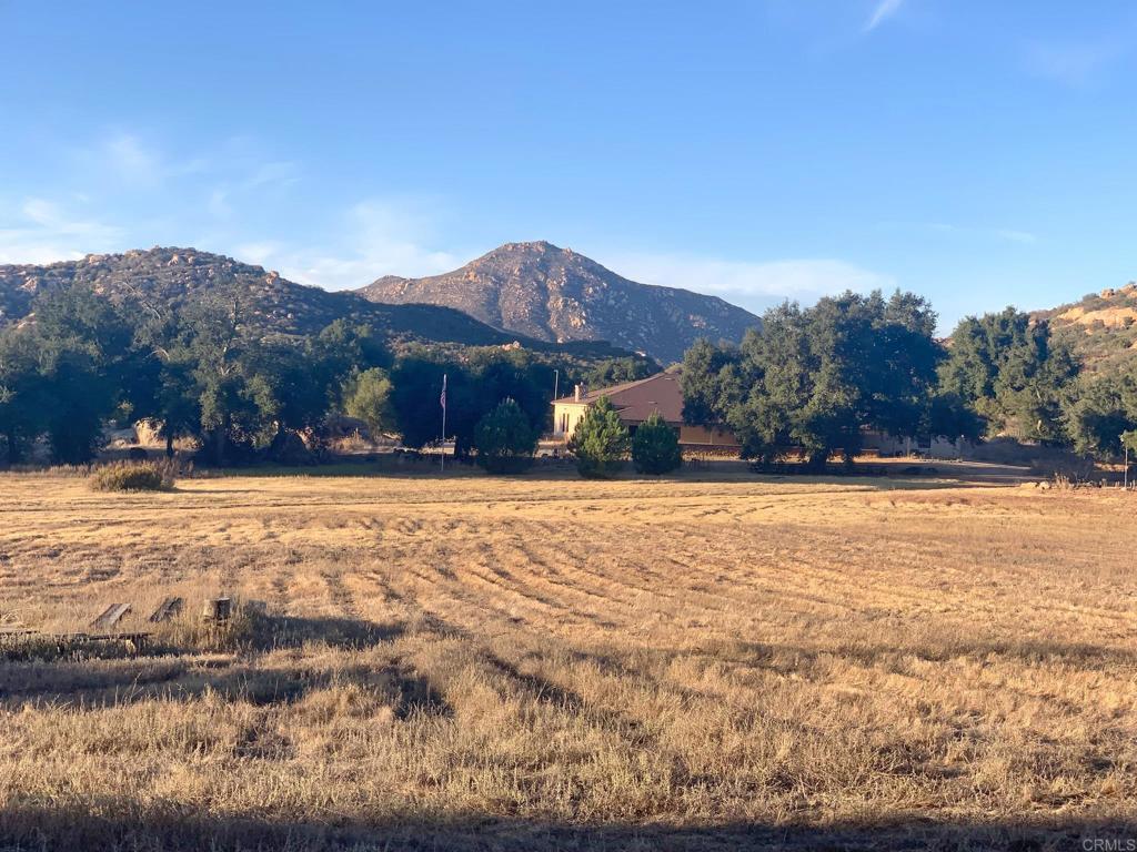 24352 Featherstone Canyon Road Lakeside, CA 92040 - Photo 17 of 72 a view of outdoor space and mountain view