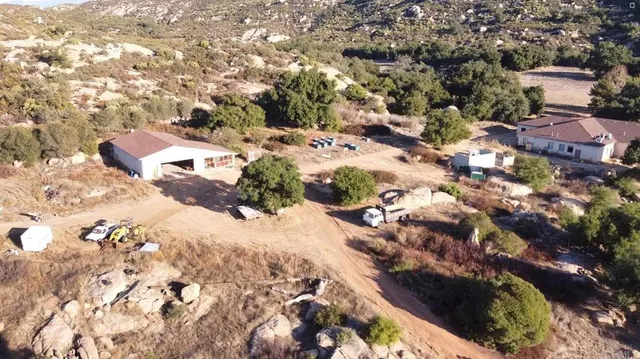 $2,500,000 | 24352 Featherstone Canyon Road, Lakeside, CA 92040