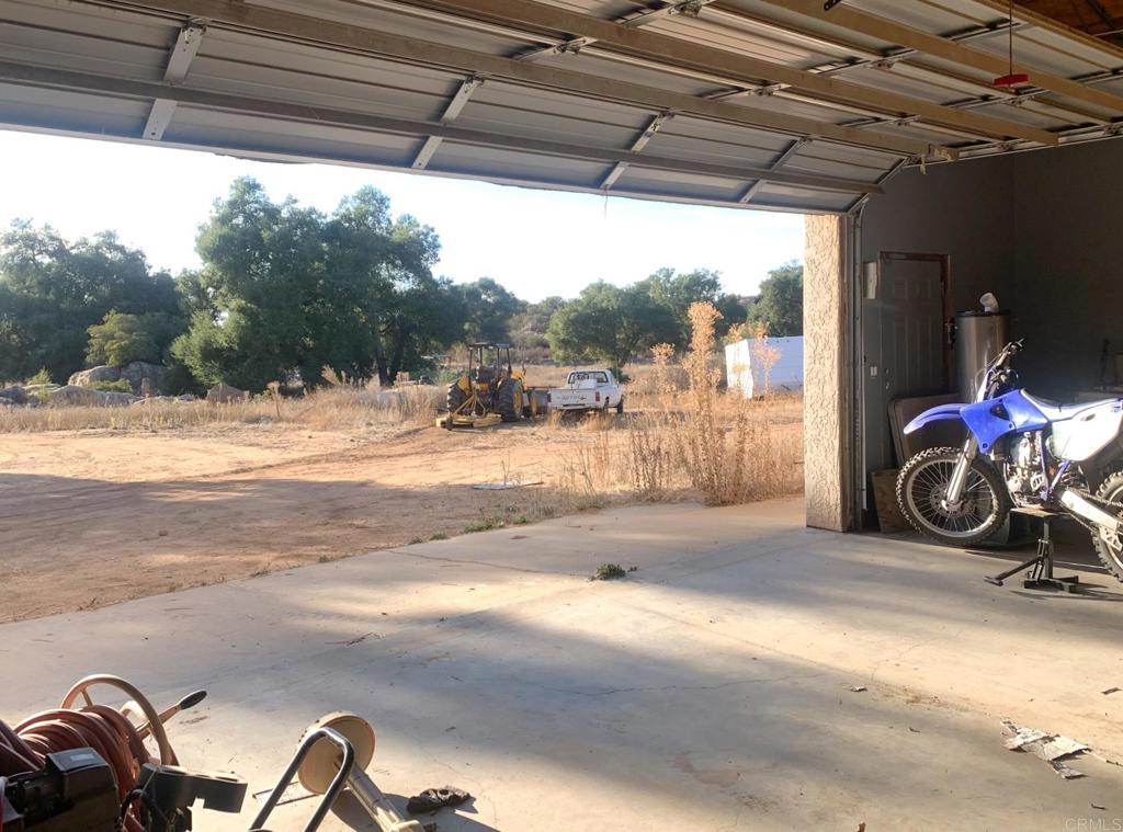 24352 Featherstone Canyon Road Lakeside, CA 92040 - Photo 68 of 72