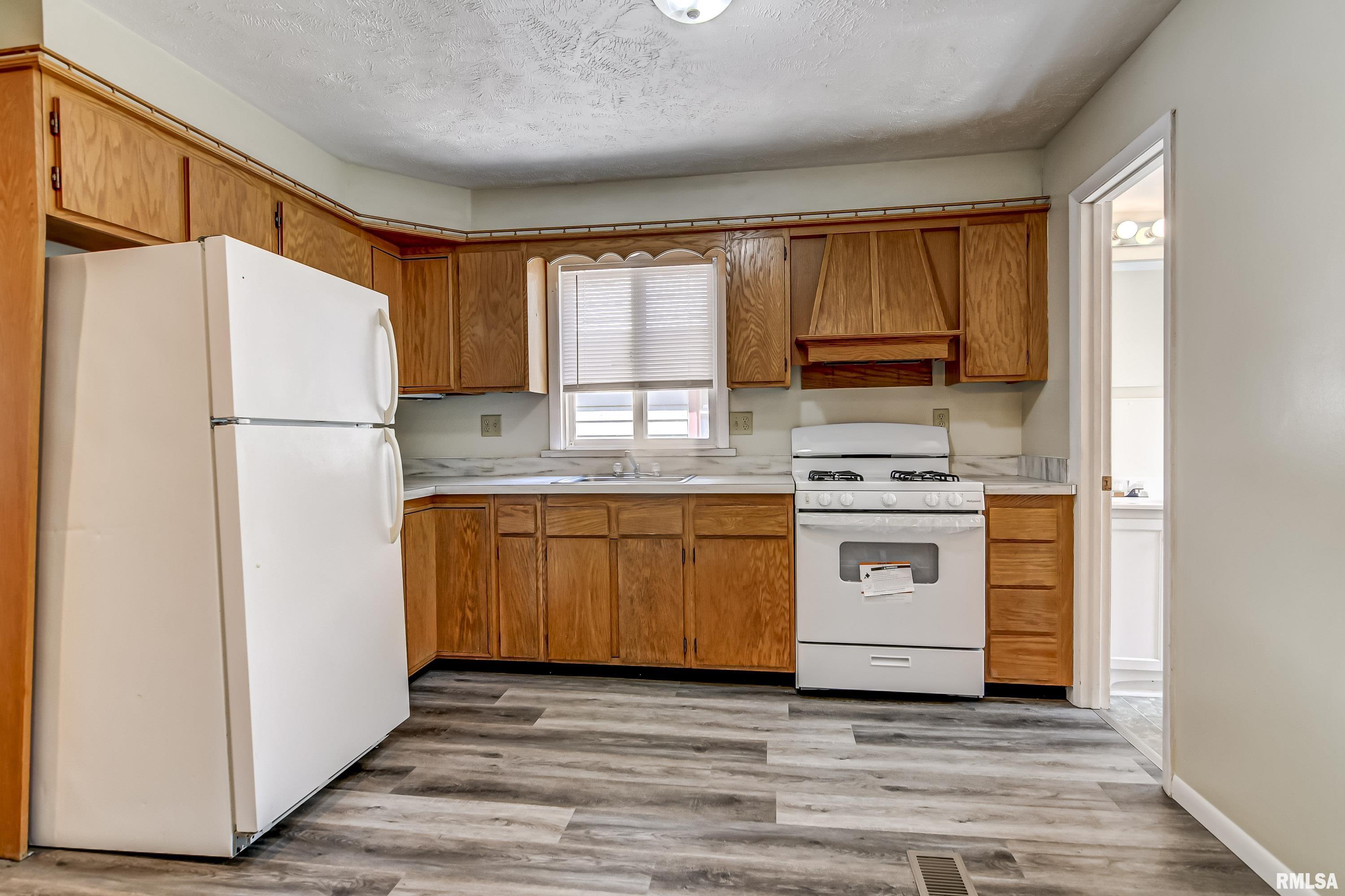 1832 South 2nd Street Springfield, IL 62704 - Photo 18 of 32