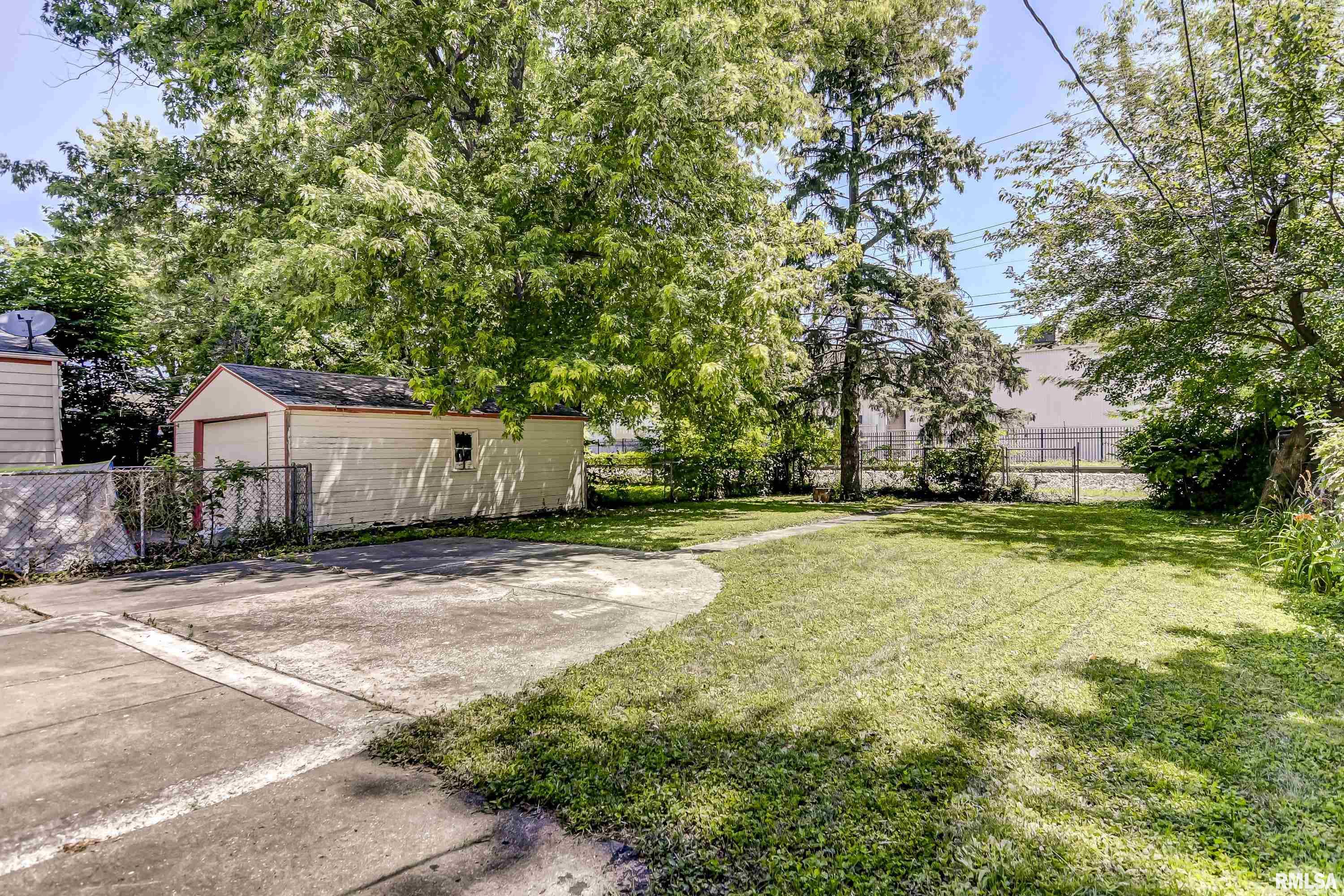1832 South 2nd Street Springfield, IL 62704 - Photo 32 of 32