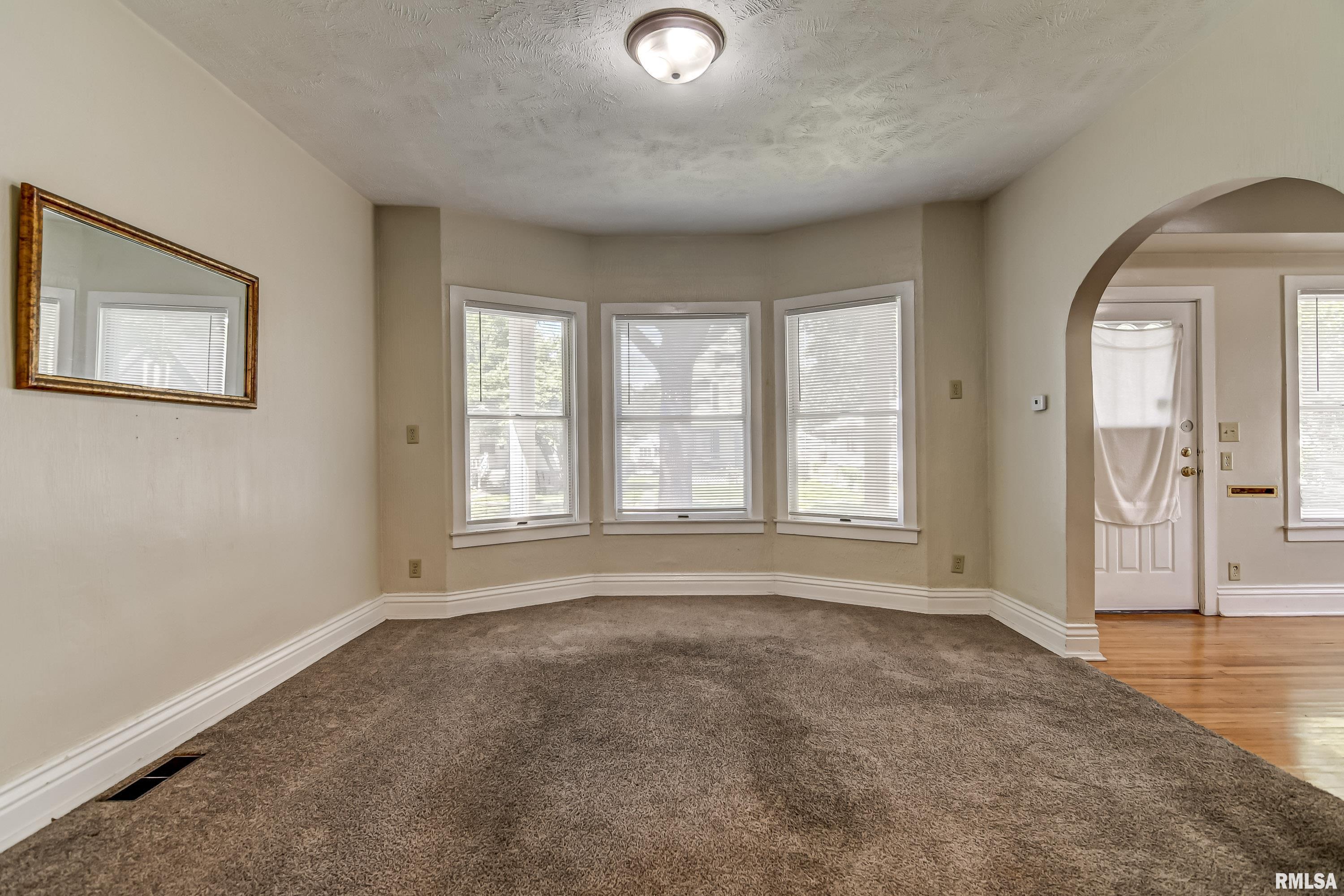 1832 South 2nd Street Springfield, IL 62704 - Photo 7 of 32