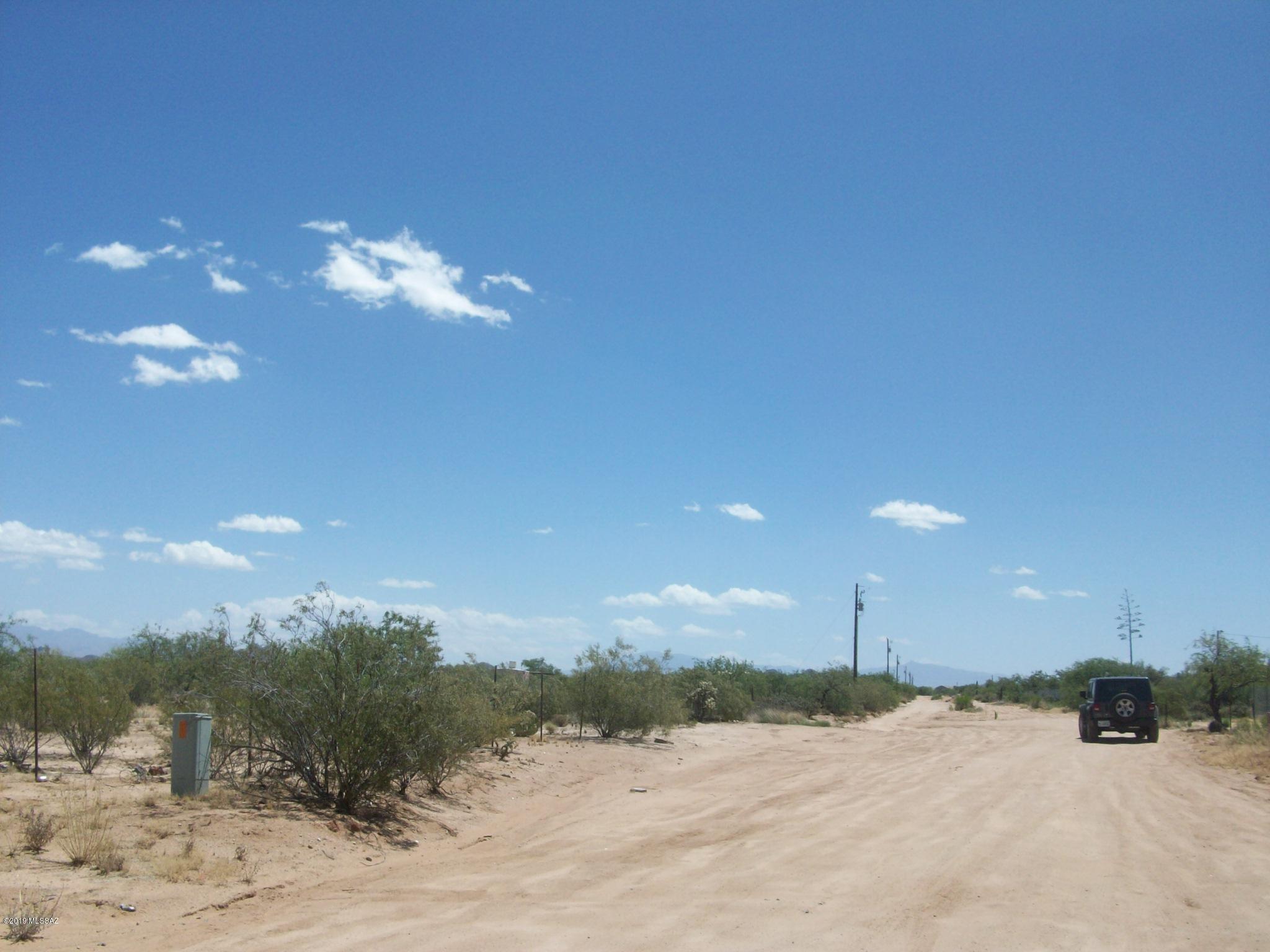 7752 West Velo Road Tucson, AZ 85757 - Photo 5 of 11 Gallery Image 5