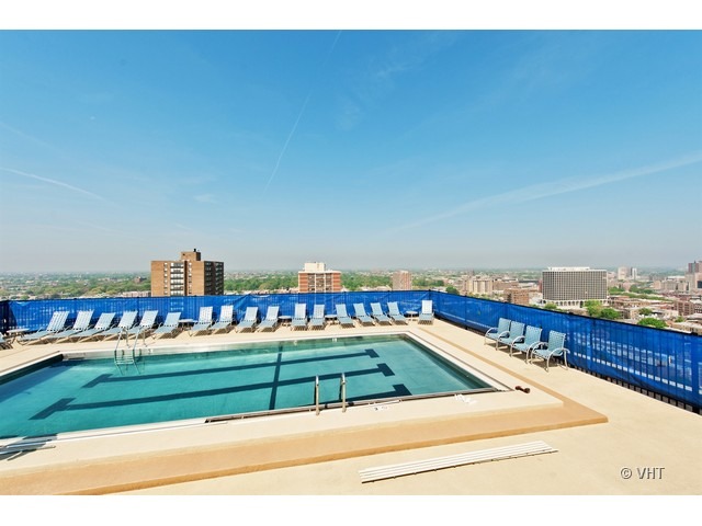 720 West Gordon Terrace, Unit 7N Chicago, IL 60613 - Photo 8 of 10