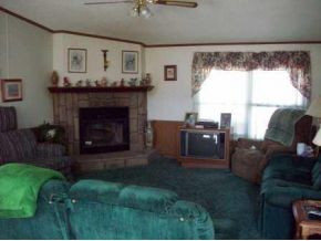 307 Arrowood Road Jonesborough, TN 37659 - Photo 3 of 10 Living room