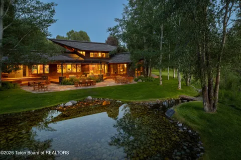 $17,500,000 | 3125 Tucker Ranch Road, Wilson, WY 83014