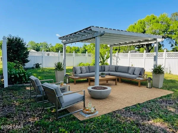 $299,000 | 8142 Old Spanish Trail, Sneads, FL 32460