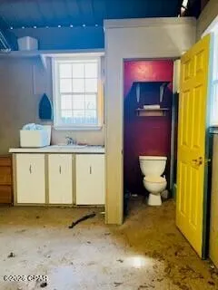 $299,000 | 8142 Old Spanish Trail, Sneads, FL 32460