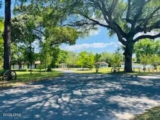 $299,000 | 8142 Old Spanish Trail, Sneads, FL 32460