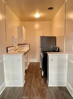 $3,500,000 | 5424 Franklin Avenue, Los Angeles, CA 90027