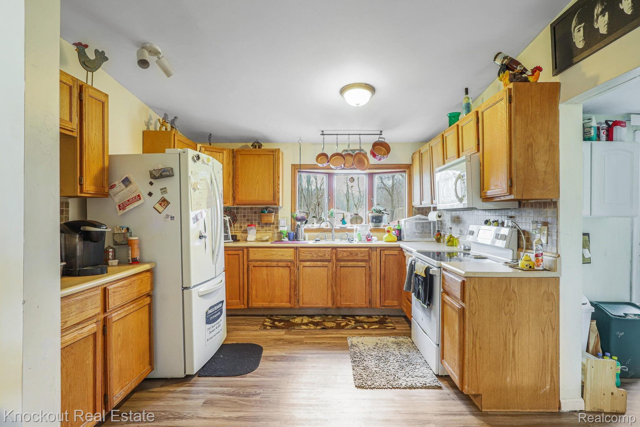 7127 Lapeer Road Davison, MI 48423 - Photo 11 of 28 11-web-or-mls-7127 Lapeer Rd Davison - 11.jpg
