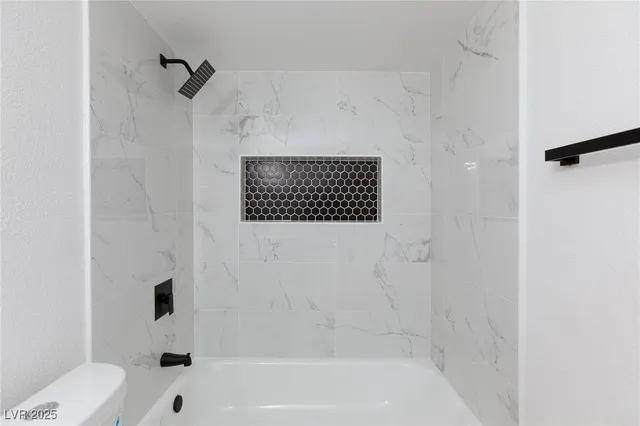 $175,000 | 2451 North Rainbow Boulevard, Unit 1058, Las Vegas, NV 89108