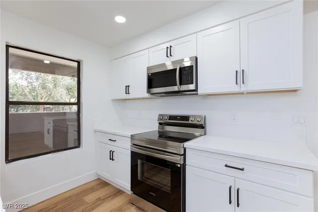 $175,000 | 2451 North Rainbow Boulevard, Unit 1058, Las Vegas, NV 89108