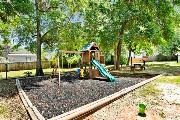 $439,000 | 2549 Santa Rosa Drive, Lillian, AL 36549