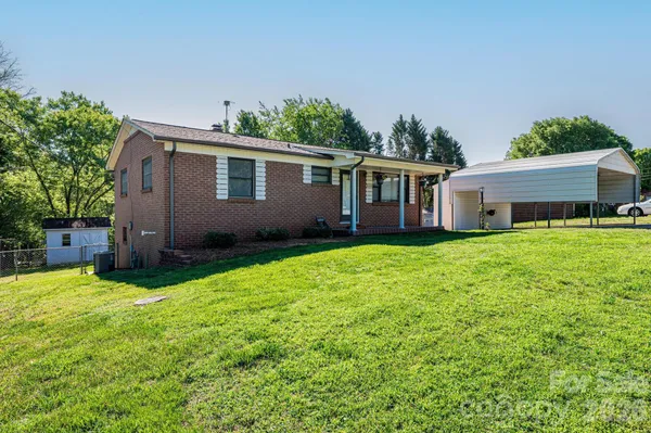 $249,900 | 2649 West View Acres Street, Hickory, NC 28601