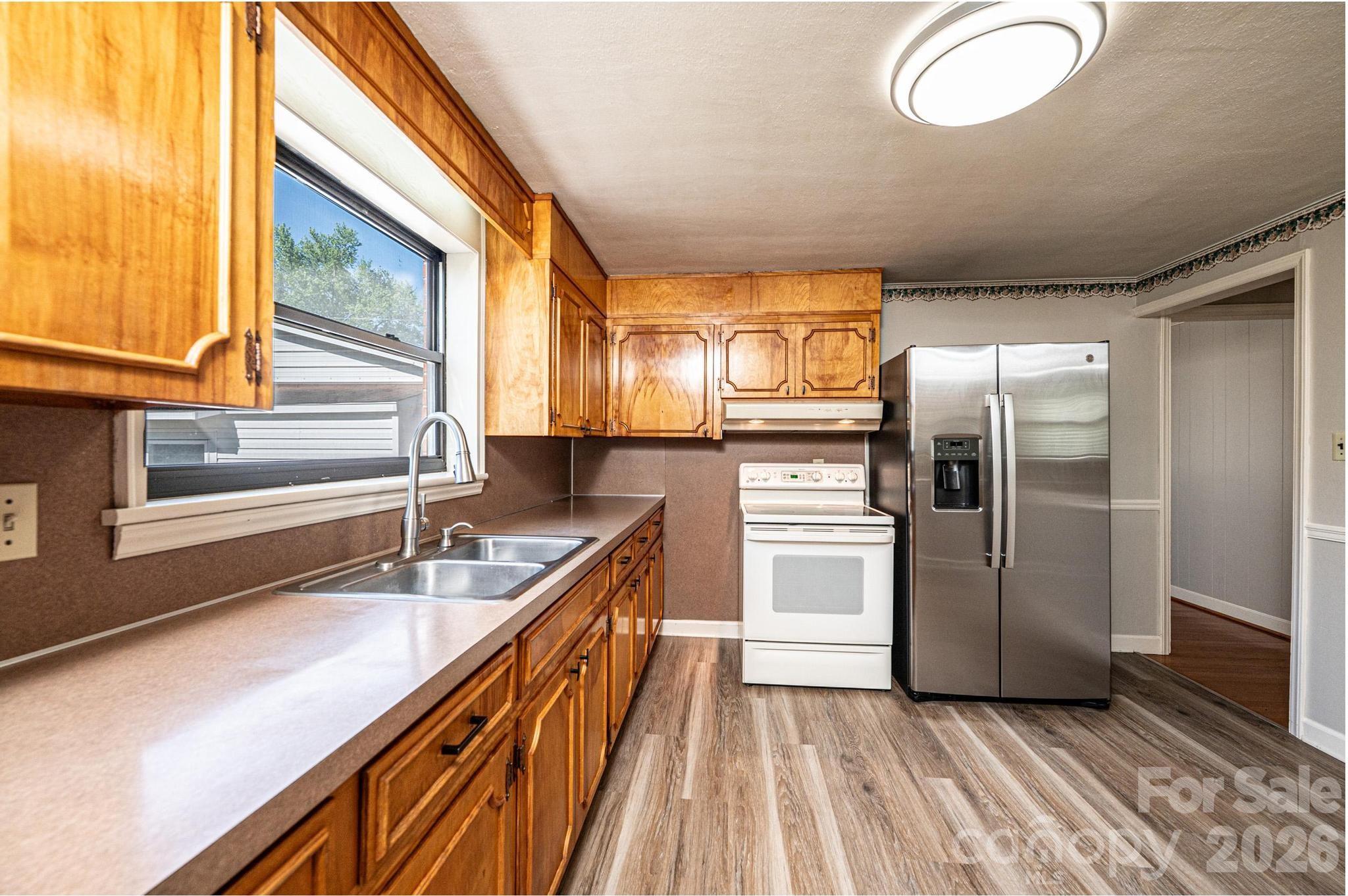 2649 West View Acres Street Hickory, NC 28601 - Photo 15 of 41