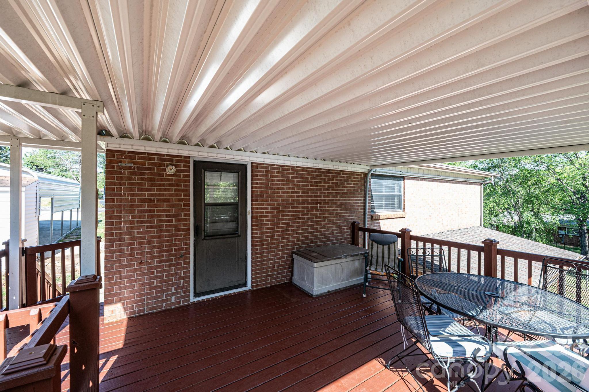 2649 West View Acres Street Hickory, NC 28601 - Photo 23 of 41