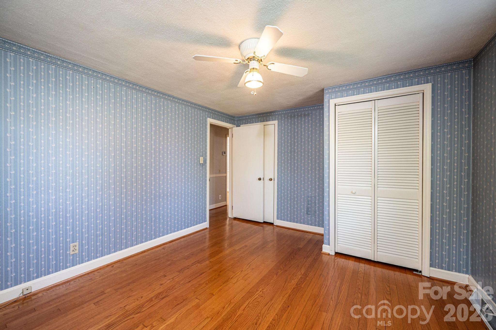 2649 West View Acres Street Hickory, NC 28601 - Photo 30 of 41