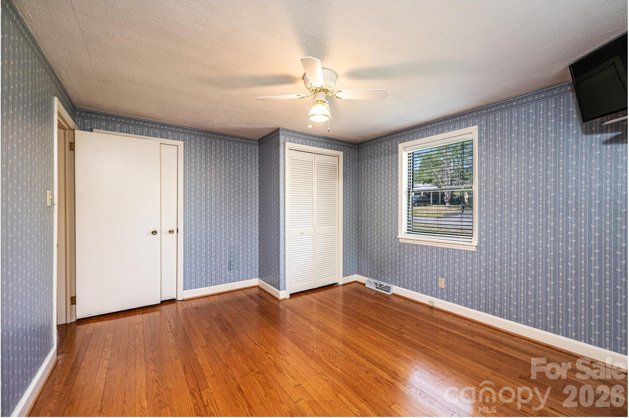 2649 West View Acres Street Hickory, NC 28601 - Photo 32 of 41