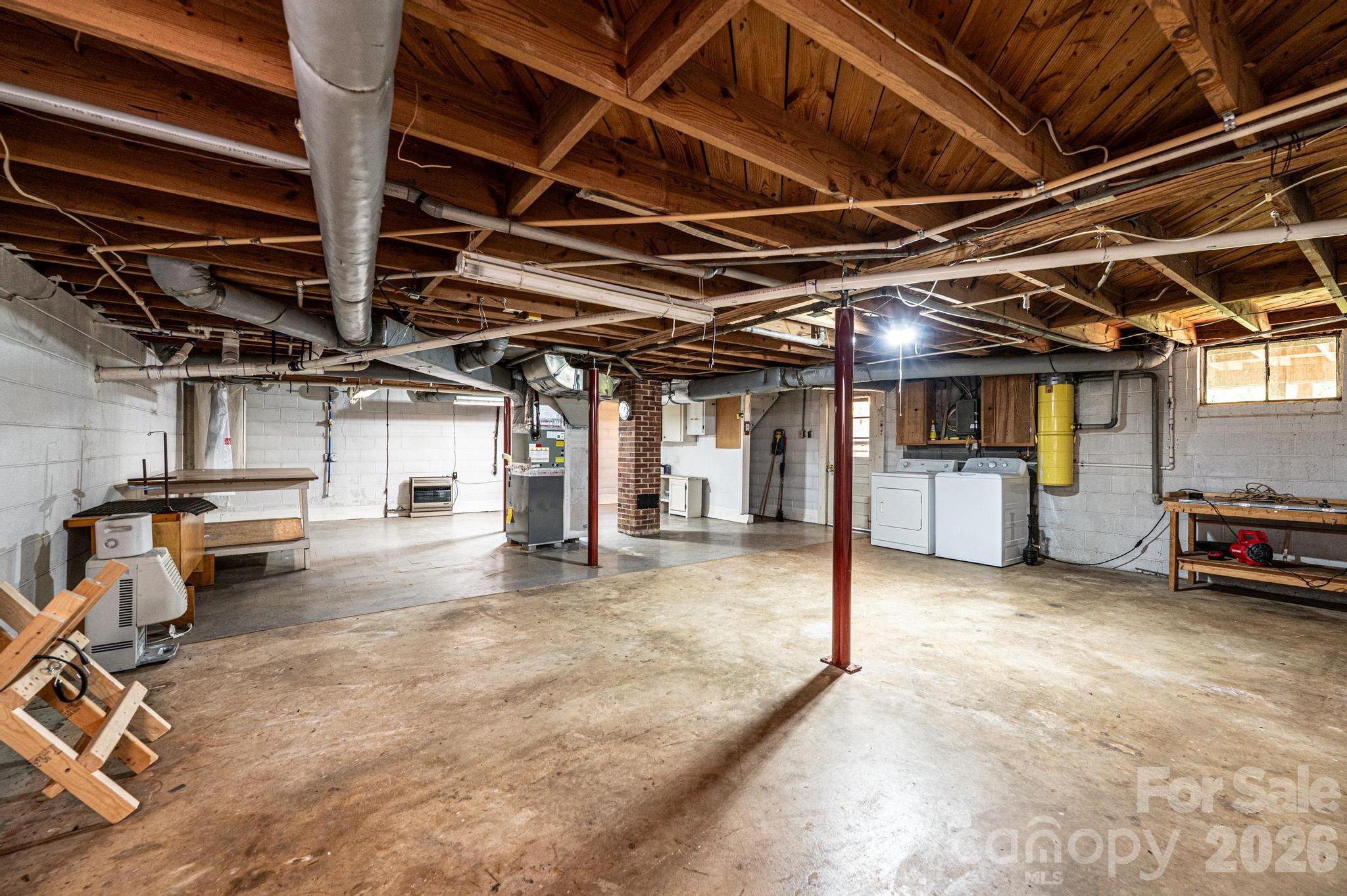 2649 West View Acres Street Hickory, NC 28601 - Photo 35 of 41