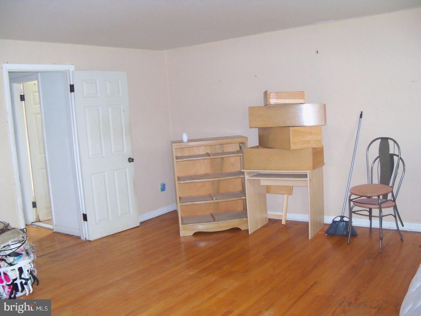 3903 Gideon Road Brookhaven, PA 19015 - Photo 5 of 16 Gallery Image 5
