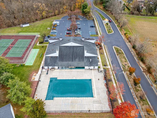 $340,000 | 1 Linton Close, Freehold, NJ 07728