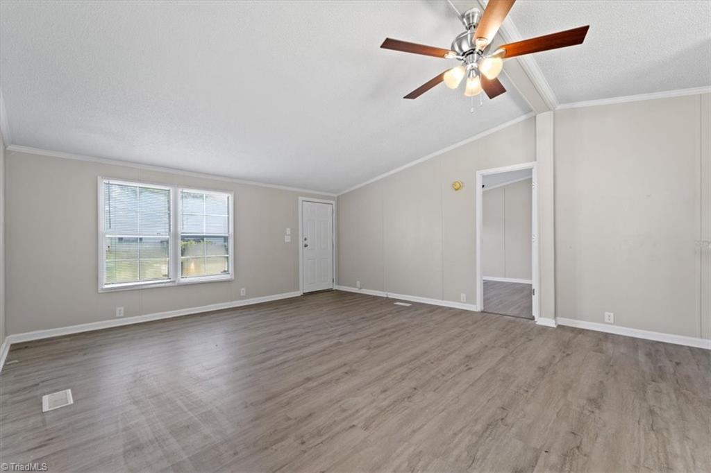 1604 Mossbrook Circle High Point, NC 27260 - Photo 14 of 28