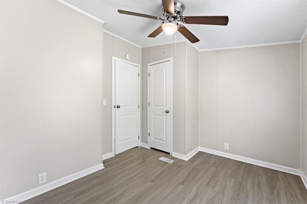 1604 Mossbrook Circle High Point, NC 27260 - Photo 19 of 28