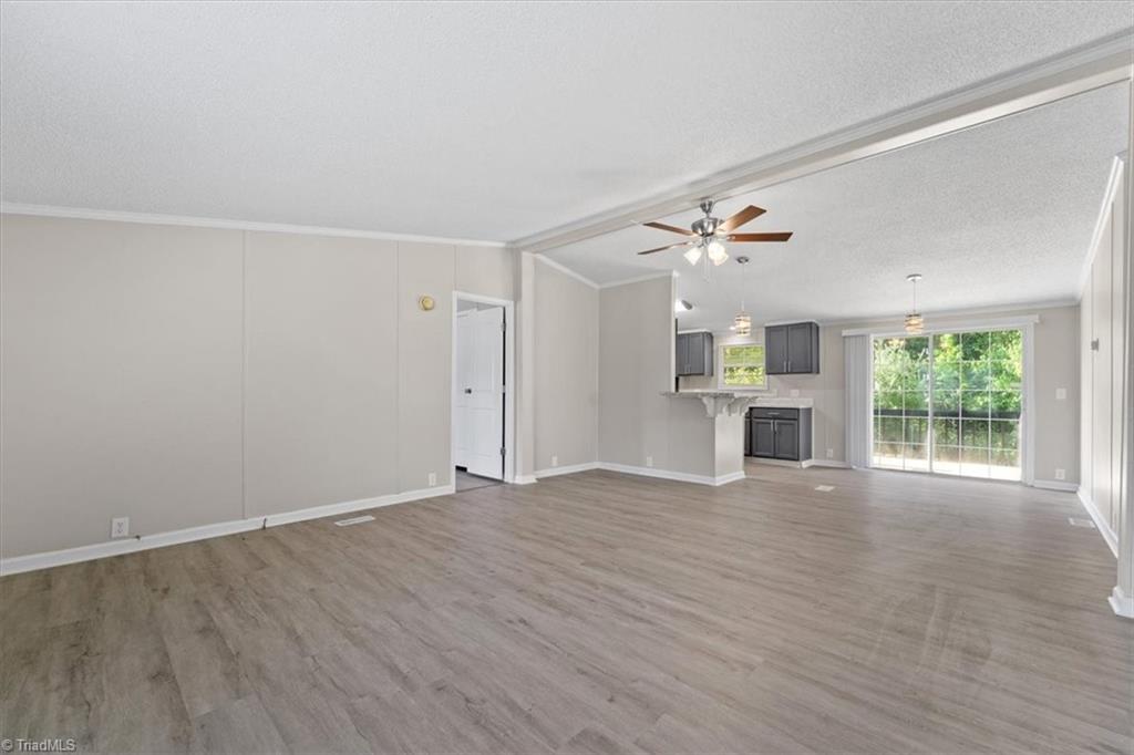 1604 Mossbrook Circle High Point, NC 27260 - Photo 4 of 28