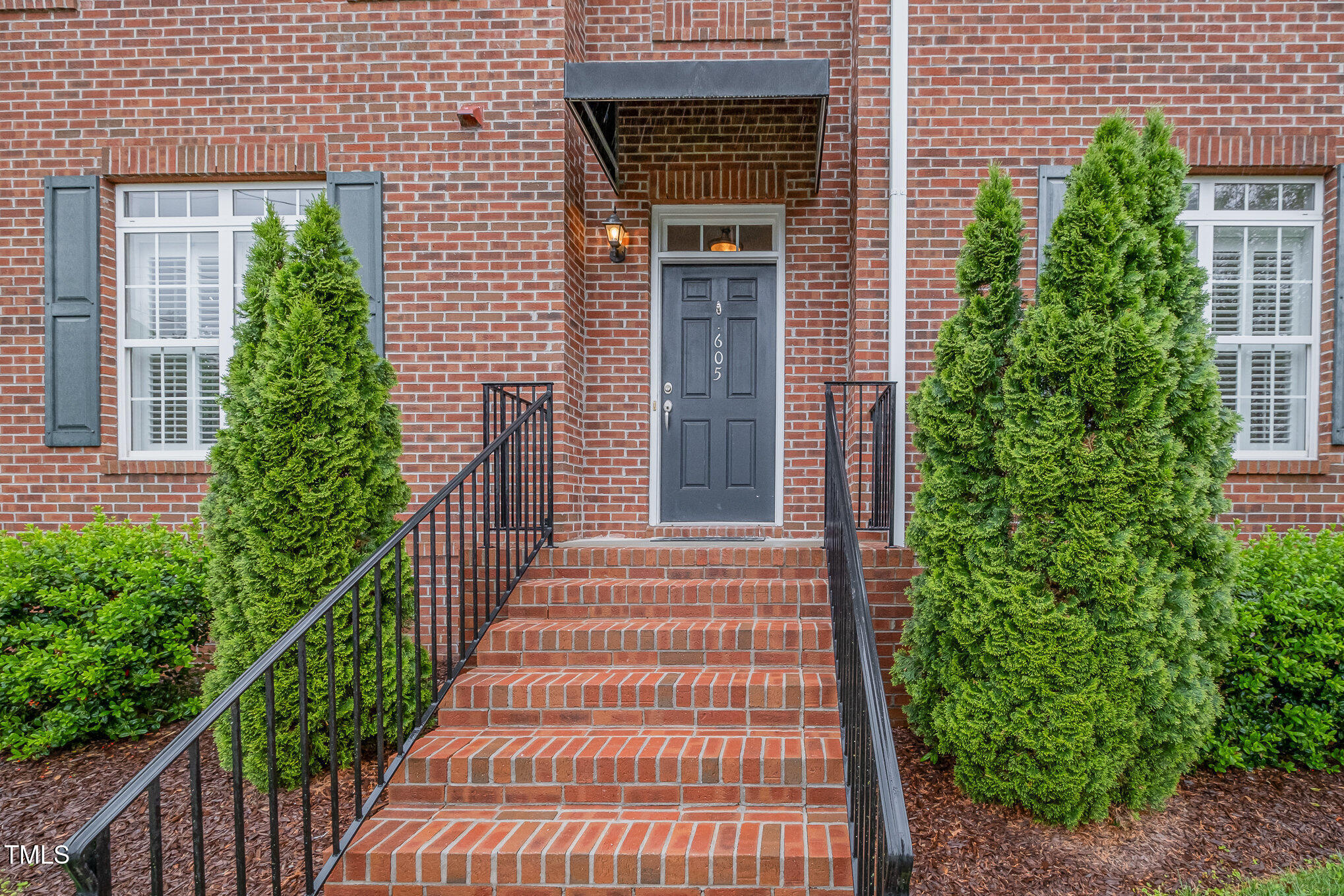605 Highpark Lane Raleigh, NC 27608 - Photo 2 of 25 002_dscf8033-edit_740
