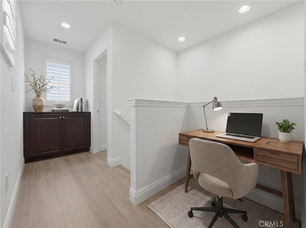 11501 Cararra Lane Porter Ranch, CA 91326 - Photo 15 of 37