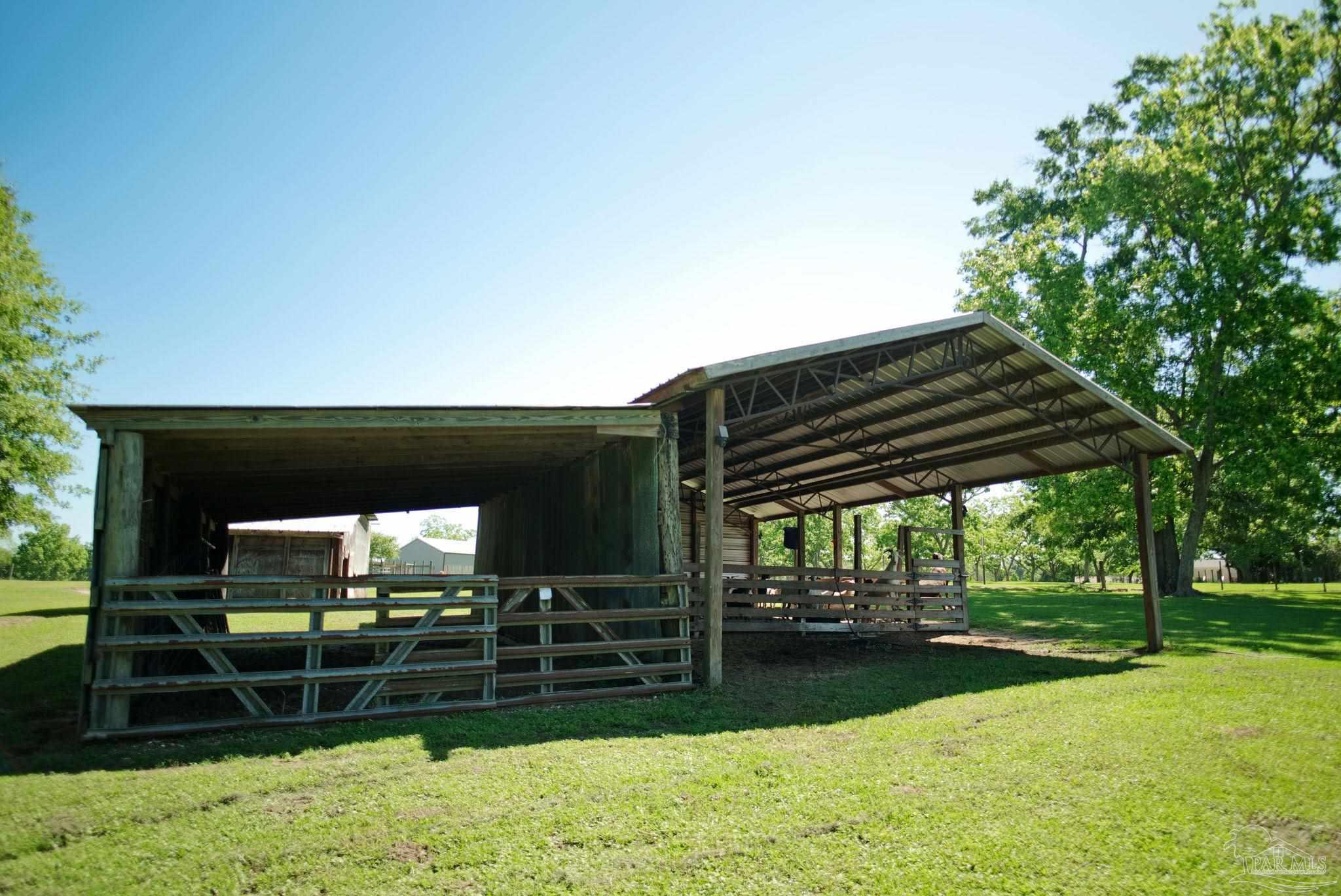 2001 Chavers Road Cantonment, FL 32533 - Photo 33 of 64