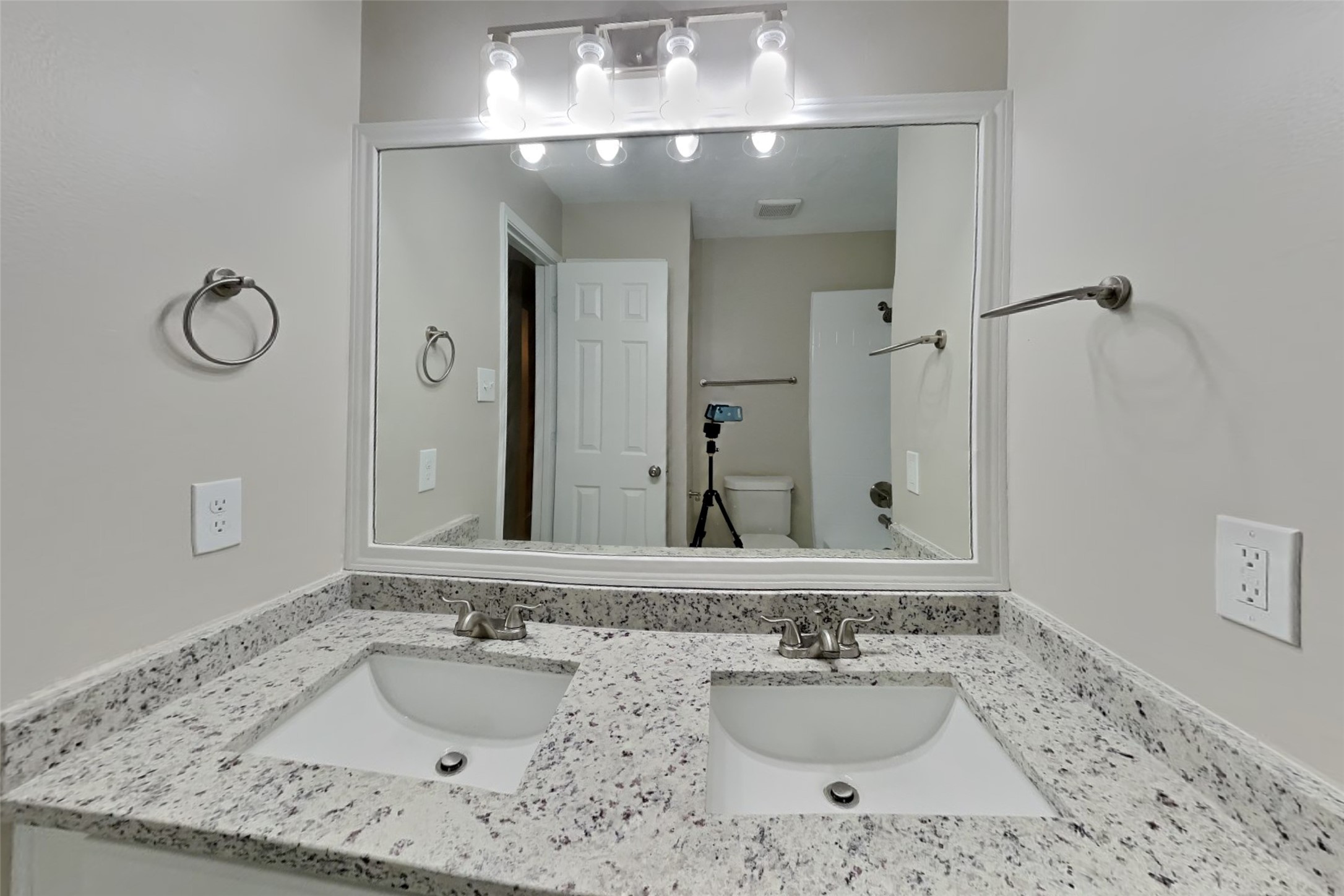 16902 Canyon Ridge Court Spring, TX 77379 - Photo 17 of 21 Gallery Image 17