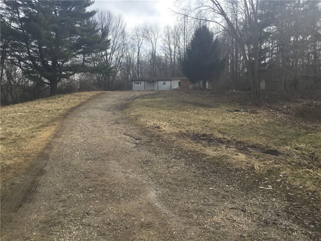 1380 Riddle Road Spencer, IN 47460 - Photo 2 of 9 Gallery Image 2