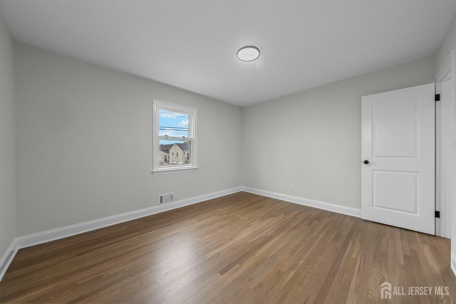 73 George Street Milltown, NJ 08850 - Photo 15 of 28 Gallery Image 15