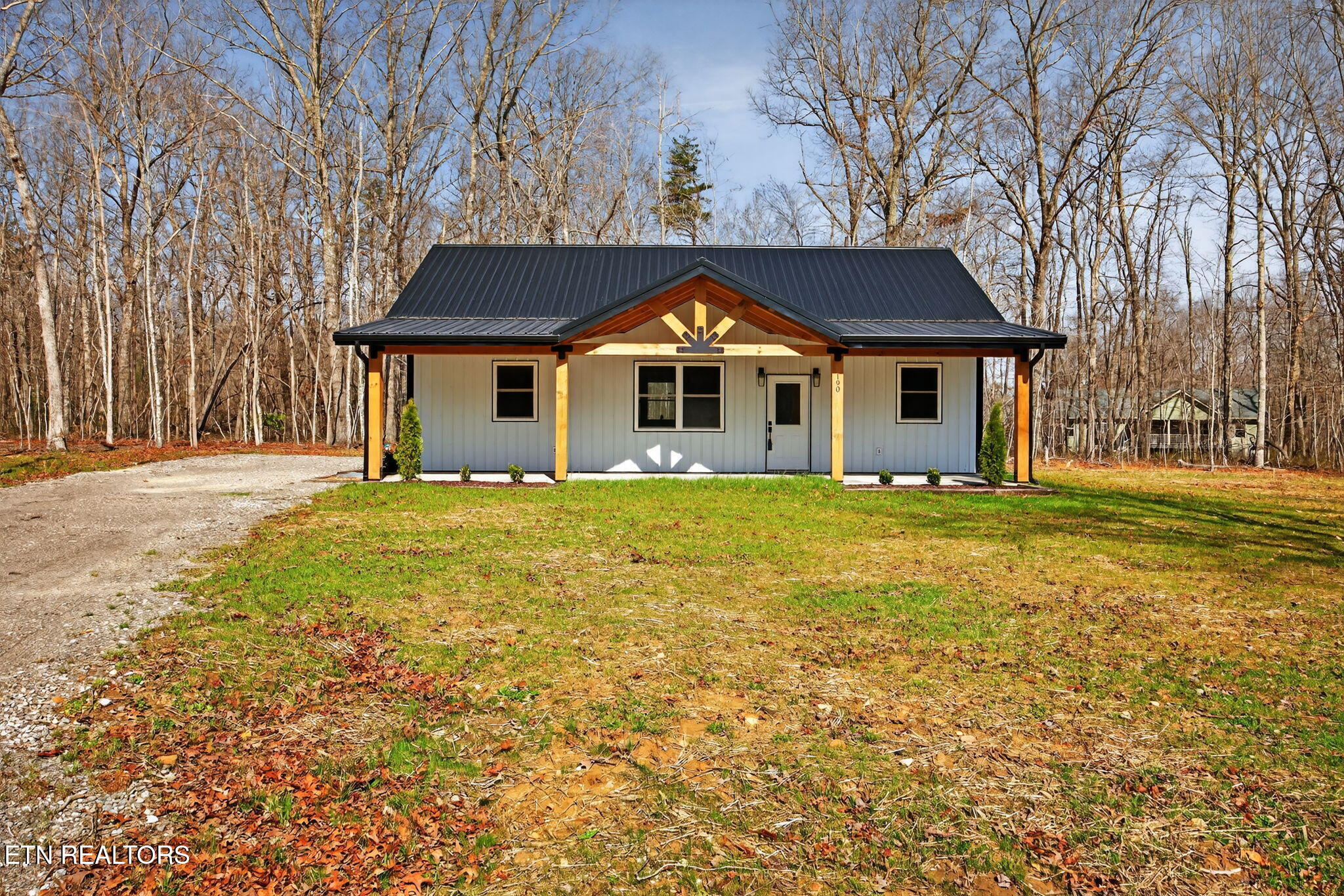 190 Rhonda Road Monterey, TN 38574 - Photo 2 of 27 3-web-or-mls-190 Rhonda Pl, Monterey__55