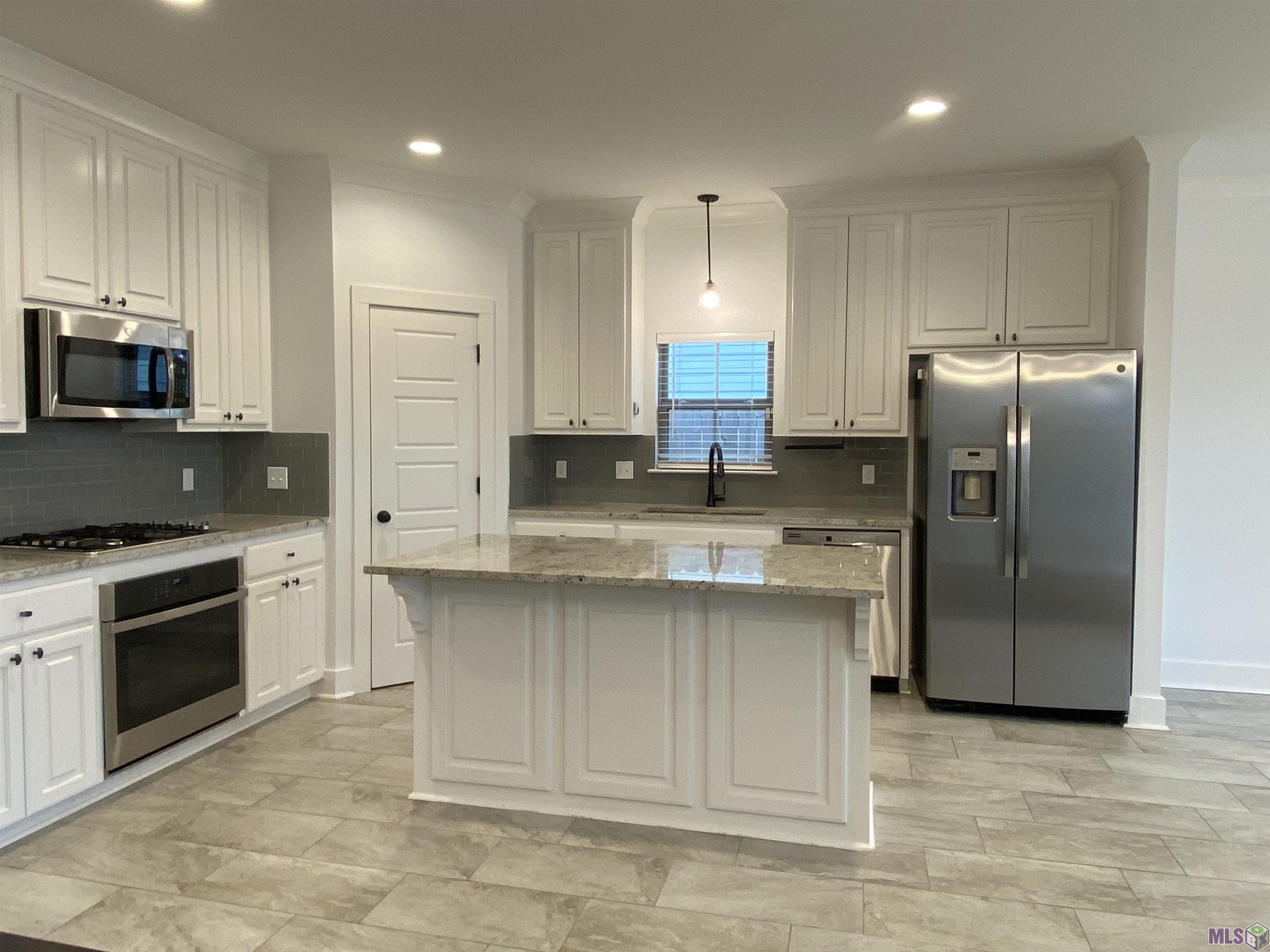 13023 Great Tern Avenue Baton Rouge, LA 70810 - Photo 7 of 21