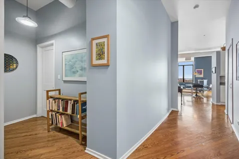 $550,000 | 910 South Michigan Avenue, Unit 501, Chicago, IL 60605