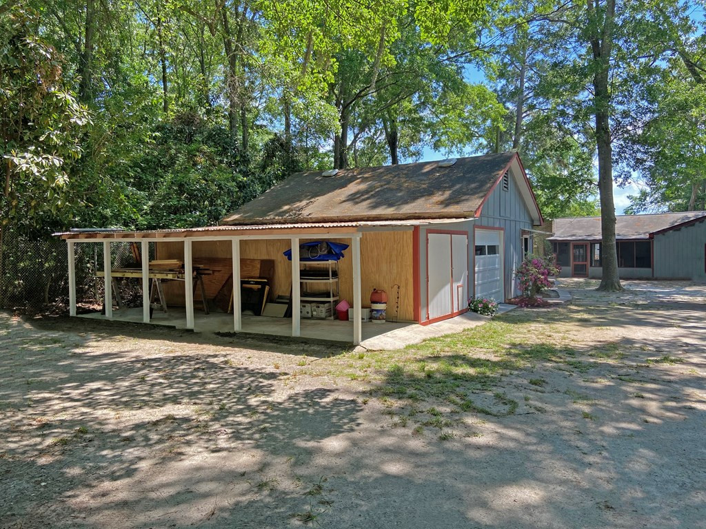 1340 Davis Street Manning, SC 29102 - Photo 28 of 51 Gallery Image 28