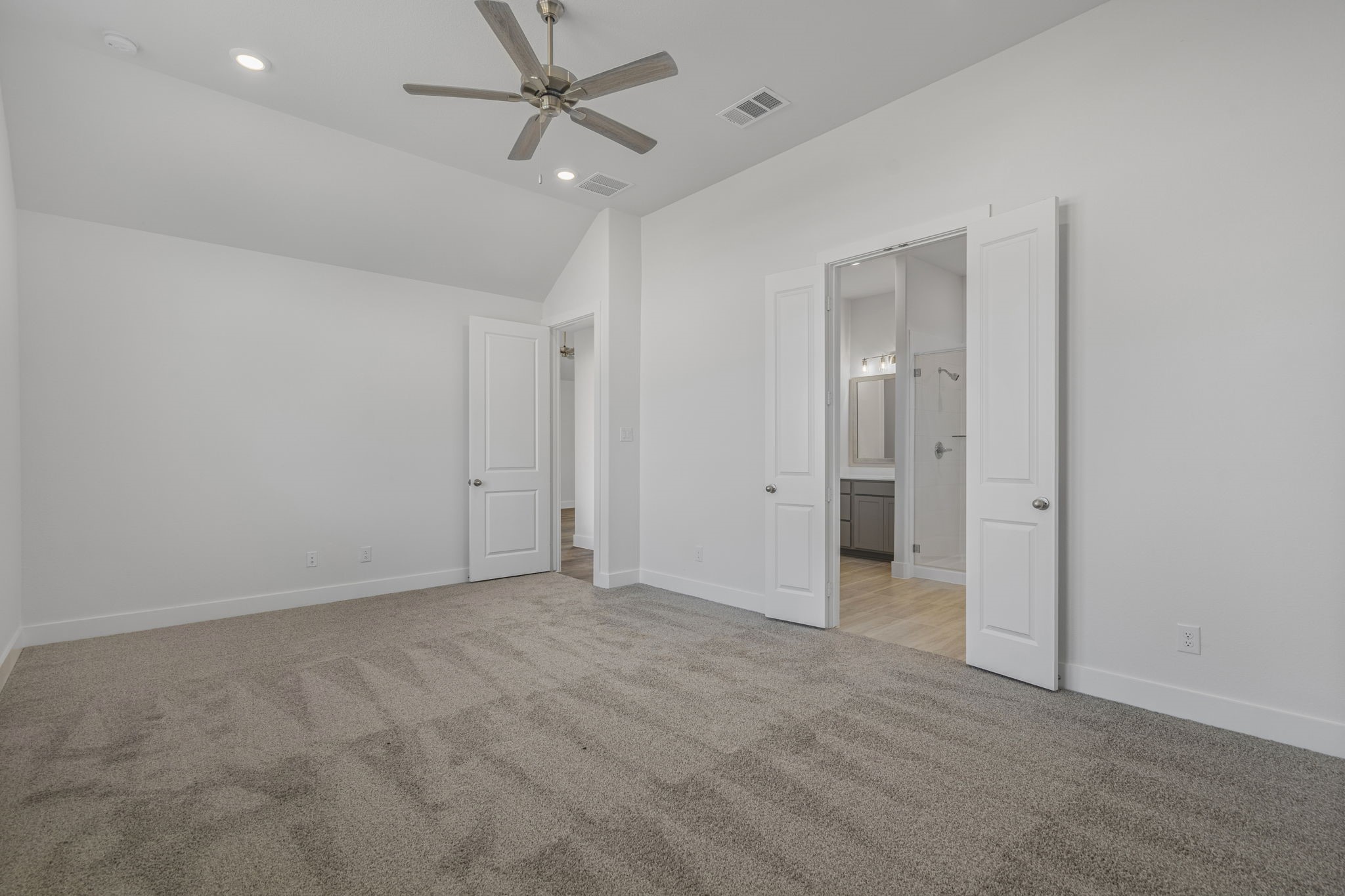 304 Gambels Quail Road Hempstead, TX 77445 - Photo 16 of 28