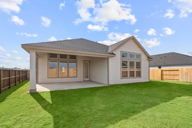 $353,700 | 304 Gambels Quail Road, Hempstead, TX 77445