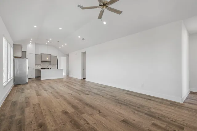 $353,700 | 304 Gambels Quail Road, Hempstead, TX 77445