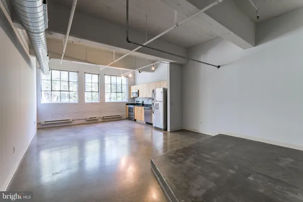 $1,735 | 412 South 13th Street, Unit 204, Philadelphia, PA 19147
